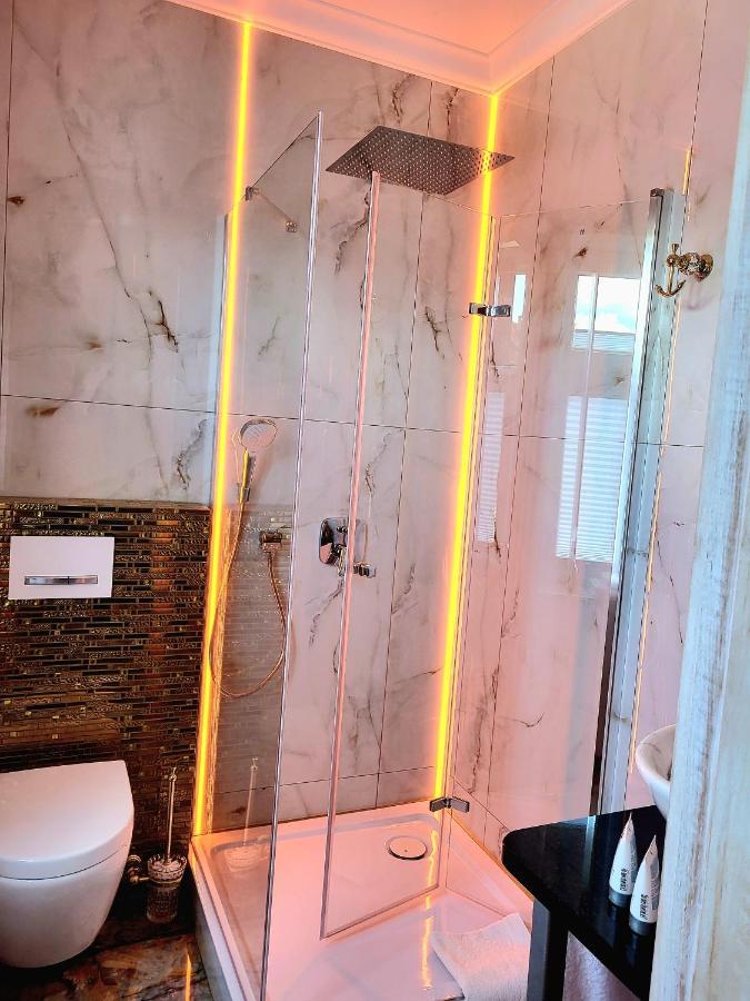 Villa Blue Mare Устроне Морске Екстериор снимка